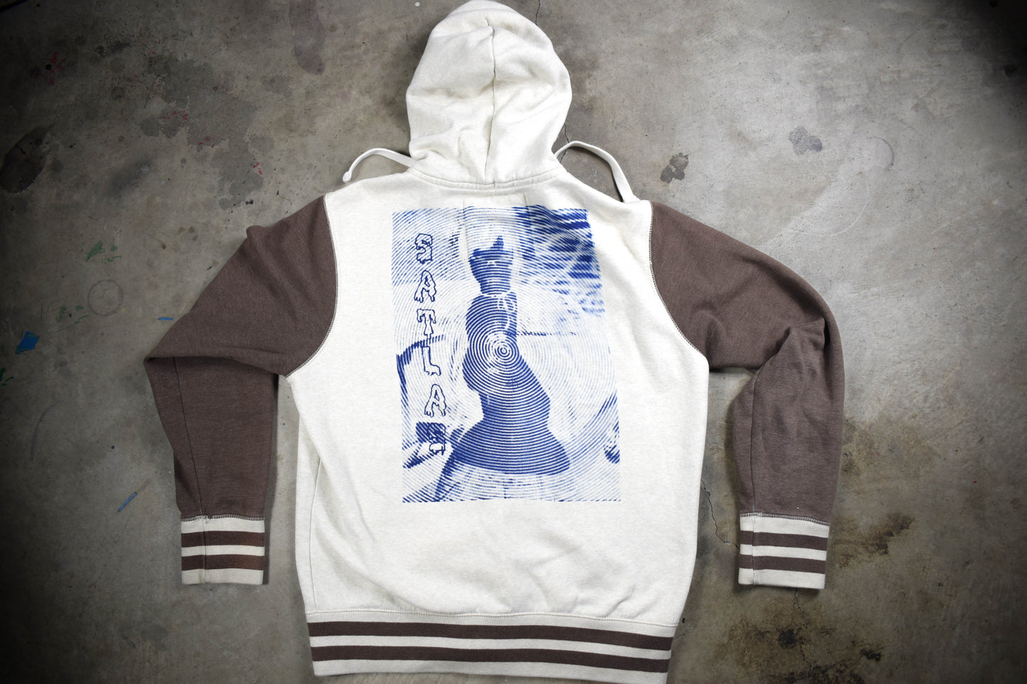 Long sleeve zip up girl design.